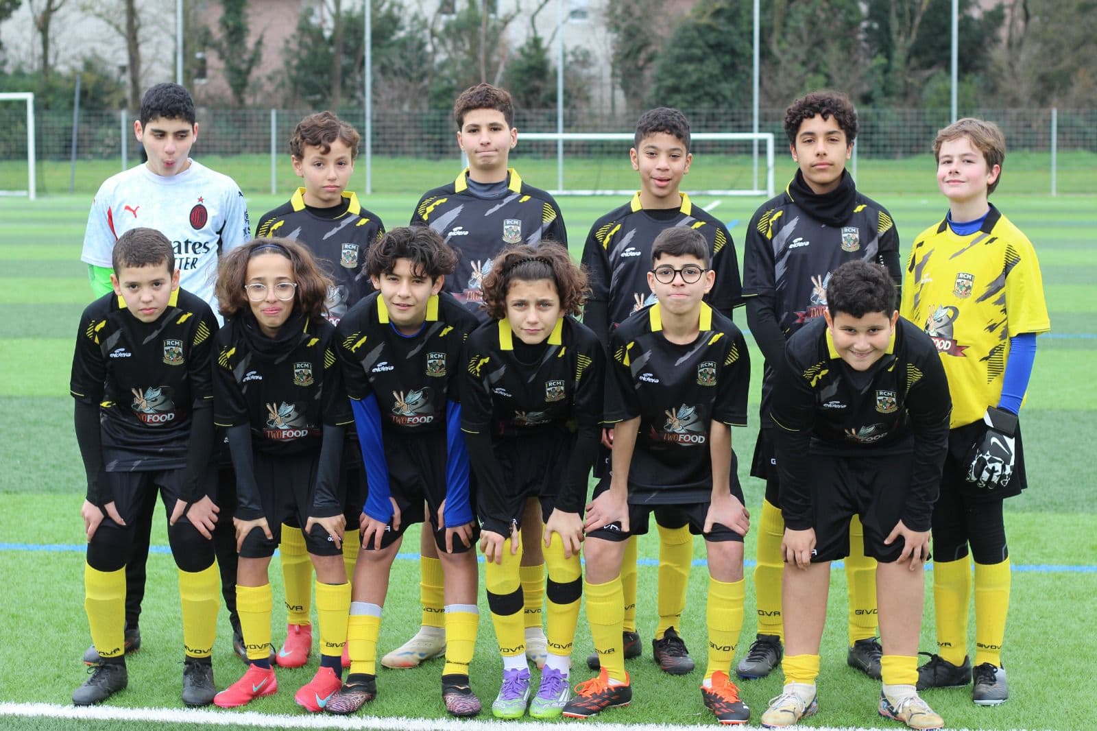 L'équipe au complet